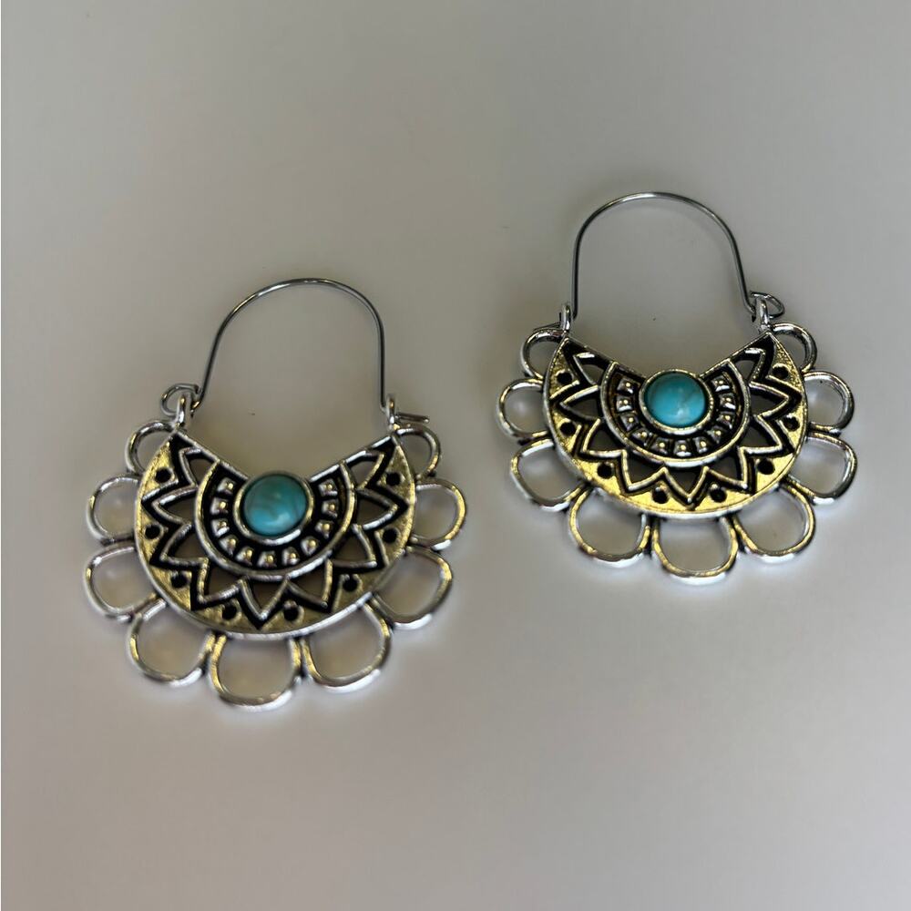 Turquoise Silver Tone Faux Western Boho Southwestern Earrings Jewelry NEW